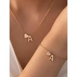 1 pieza Collar con colgante melocotón con corazón & alfabeto de mujeres clavícula con cadena con 26 letras con accesorio de cora